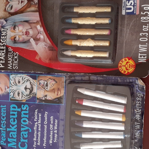 11 Pearlescent Makeup Crayons NEW - Picture 1 of 1
